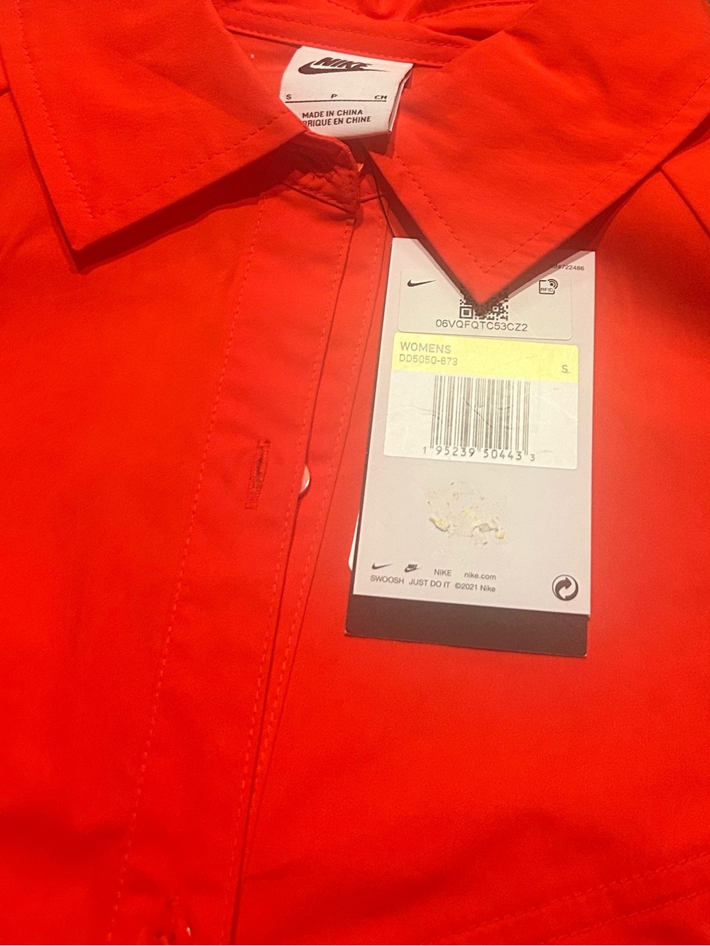 Nike Tomato-Red Button-Up Shirt/Jacket - Picture 4 of 9
